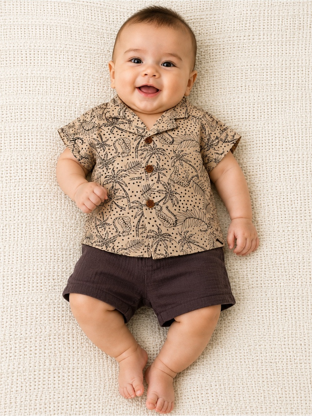 NWT Baby Essentials 2 pc short set jungle print  12M